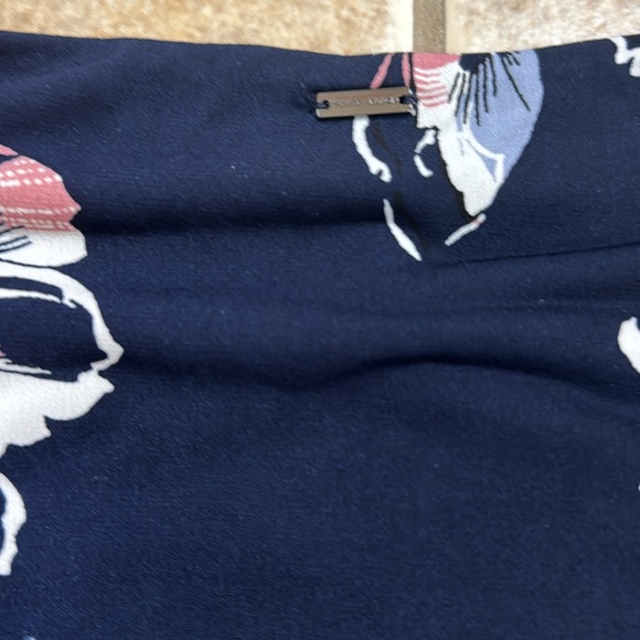 NWT top - Picture 6 of 7